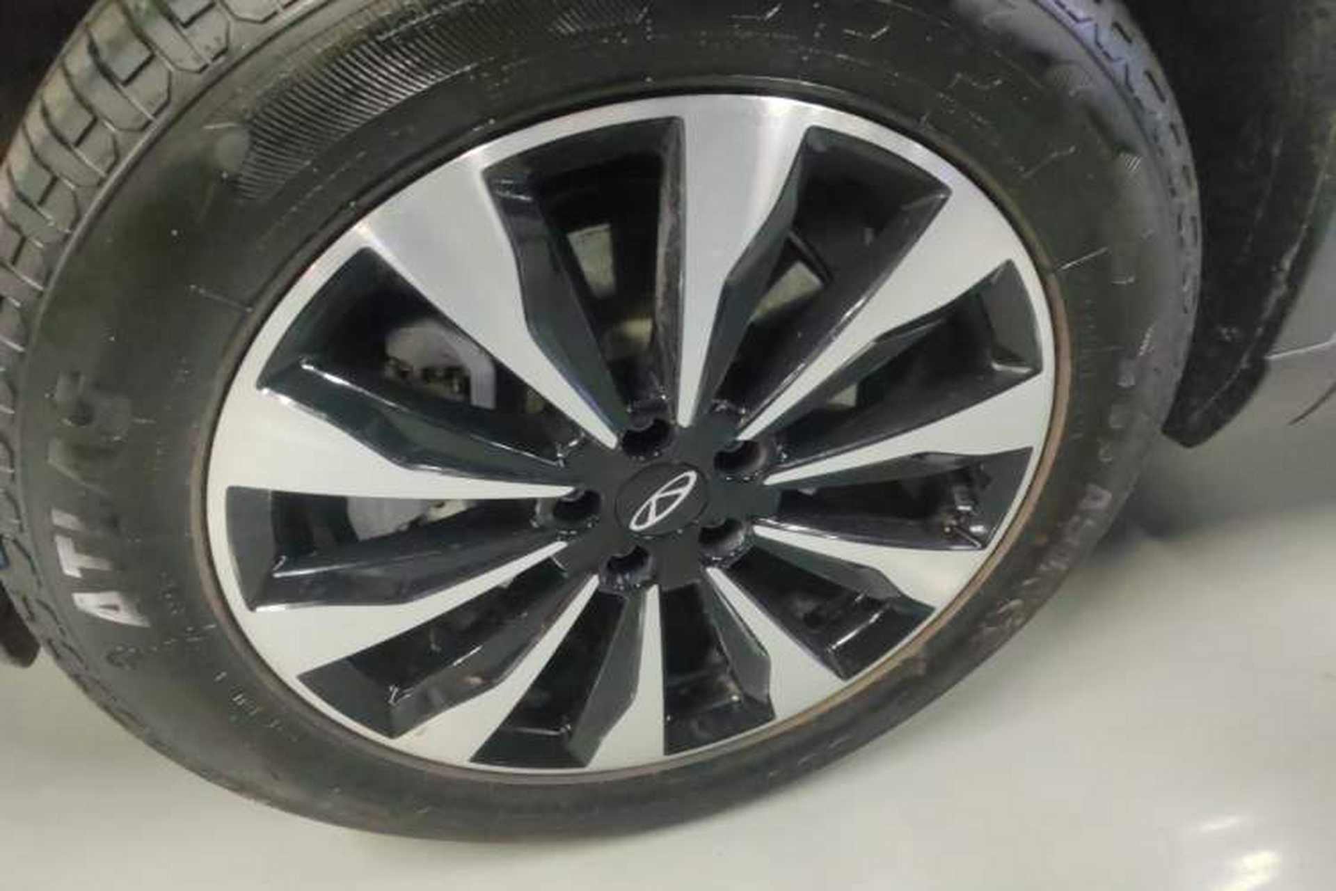 Used Chery Tiggo 8 PLUS 2025 290TGDI DCT Luxury 5-Seater Left Front Wheel Hub