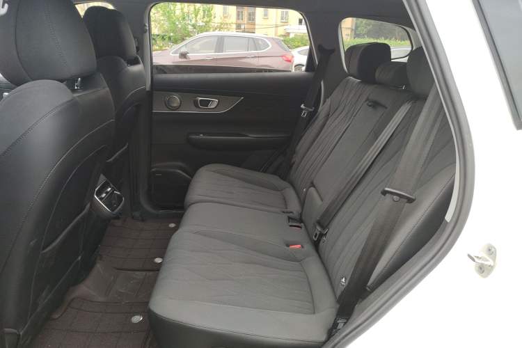 Used Chery Tiggo 8 PLUS 2025 290TGDI DCT Luxury 5-Seater Left Rear Seat