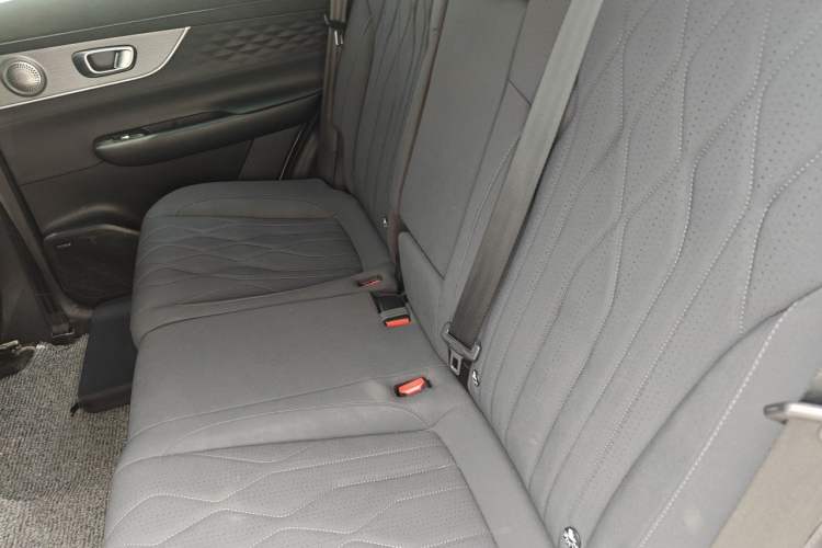 Used Chery Tiggo 8 PLUS 2025 290TGDI DCT Luxury 5-Seater Left Rear Seat