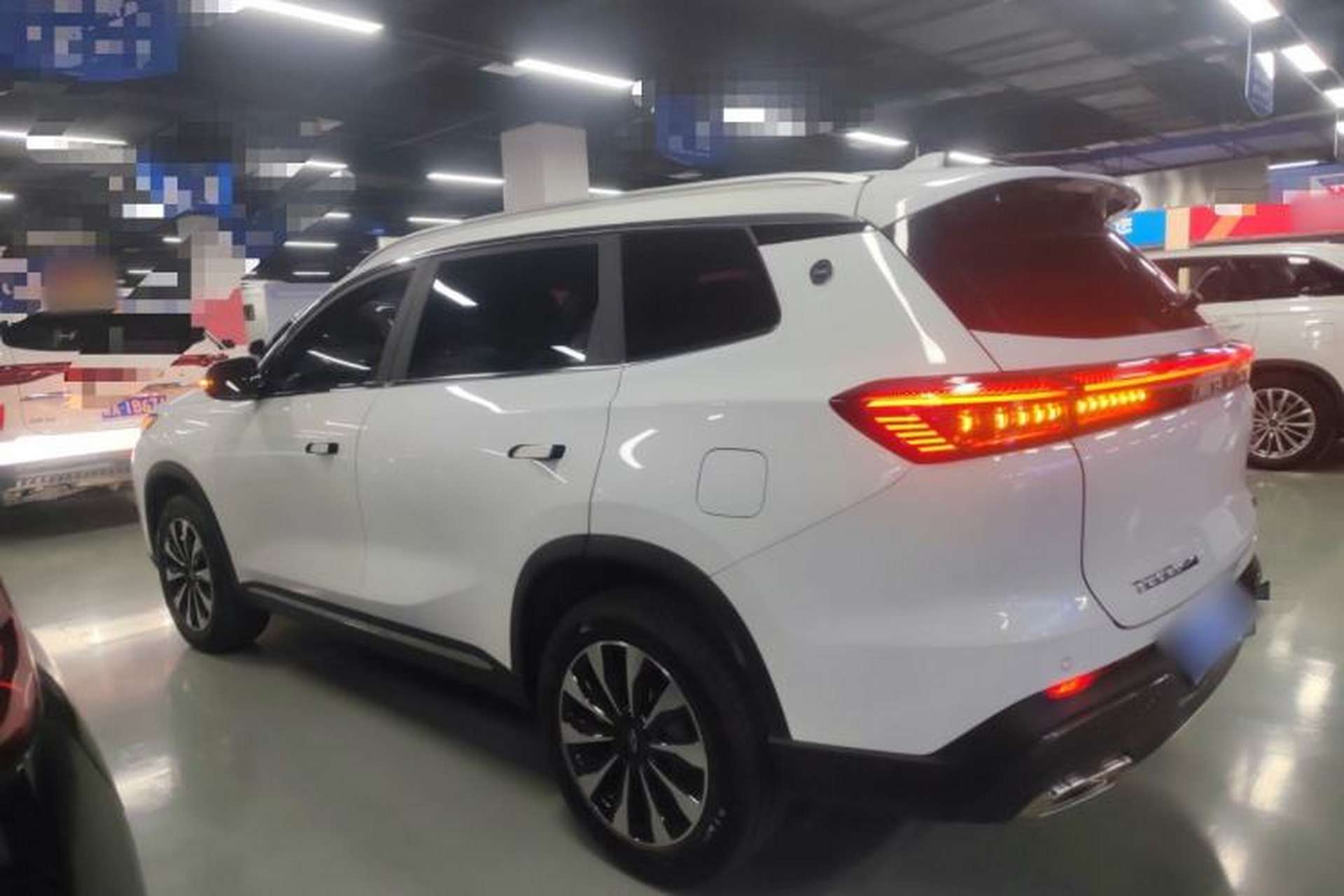 Used Chery Tiggo 8 PLUS 2025 290TGDI DCT Luxury 5-Seater Left Side
