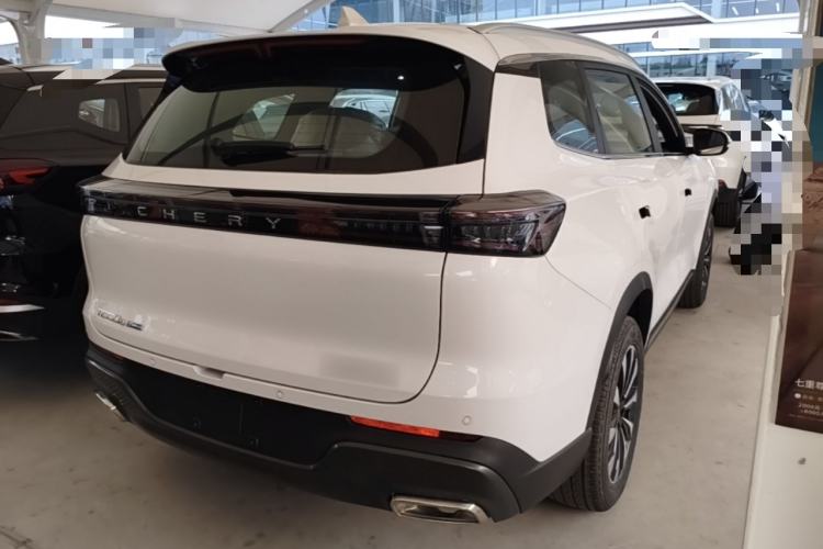 Used Chery Tiggo 8 PLUS 2025 290TGDI DCT Prestige 5-Seater Rear Right 45 Deg
