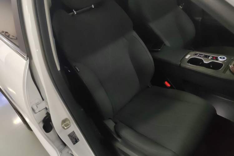 Used Chery Tiggo 8 PLUS 2025 290TGDI DCT Luxury 5-Seater Right Front Seat