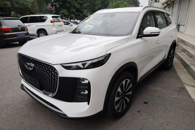 Used Chery Tiggo 8 PLUS 2025 290TGDI DCT Luxury 5-Seater