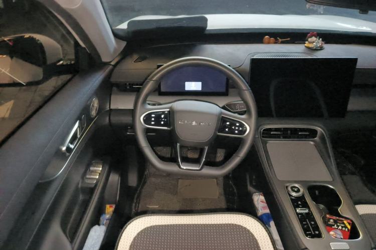Used Chery Tiggo 8 PLUS 2025 290TGDI DCT Comfort Edition 5 Seats Steering Wheel