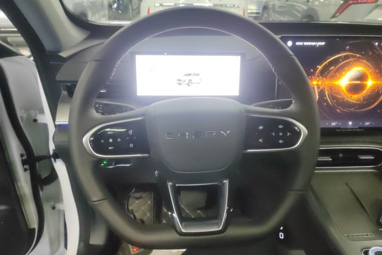 Used Chery Tiggo 8 PLUS 2025 290TGDI DCT Luxury 5-Seater Steering Wheel
