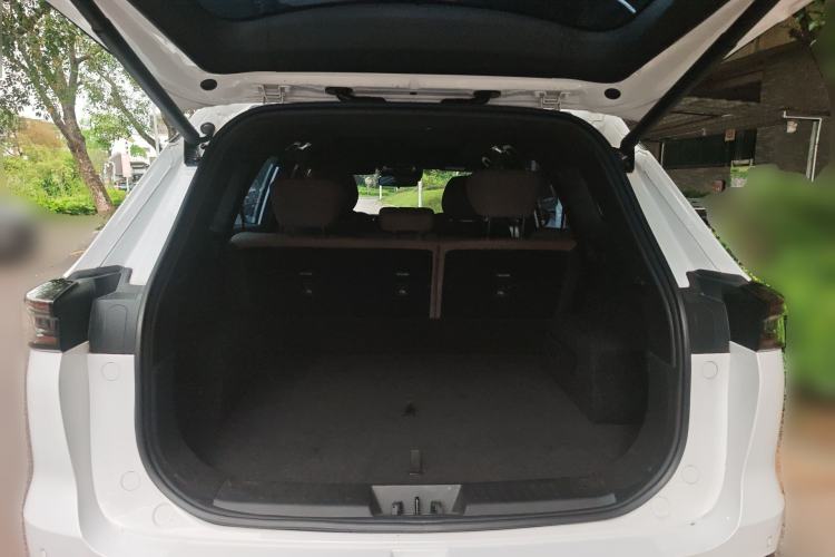 Used Chery Tiggo 8 PLUS 2025 290TGDI DCT Prestige 5-Seater Trunk