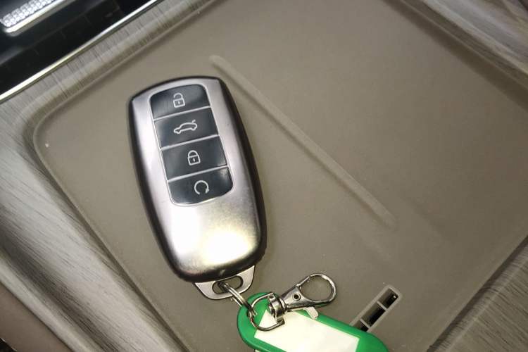 Used Chery Tiggo 8 PLUS 2025 290TGDI DCT Prestige 5-Seater Vehicle Key