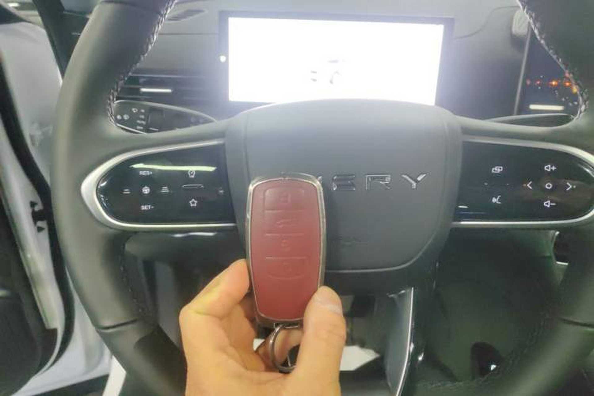 Used Chery Tiggo 8 PLUS 2025 290TGDI DCT Luxury 5-Seater Vehicle Key