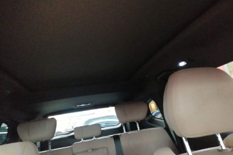 Used Chery Tiggo 8 PLUS C-DM 2025 1.5T 116 km Prestige Version 5 Seats Headliner