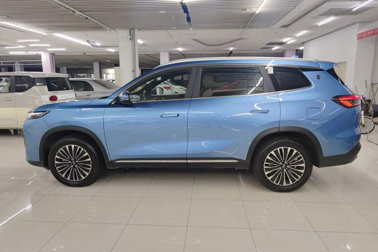 Used Chery Tiggo 8 PLUS C-DM 2025 1.5T 116 km Prestige Version 5 Seats Exterior 5