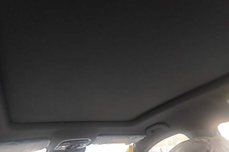 Used Chery Tiggo 8 PLUS C-DM 2025 1.5T 116 km Prestige Version 5 Seats Headliner