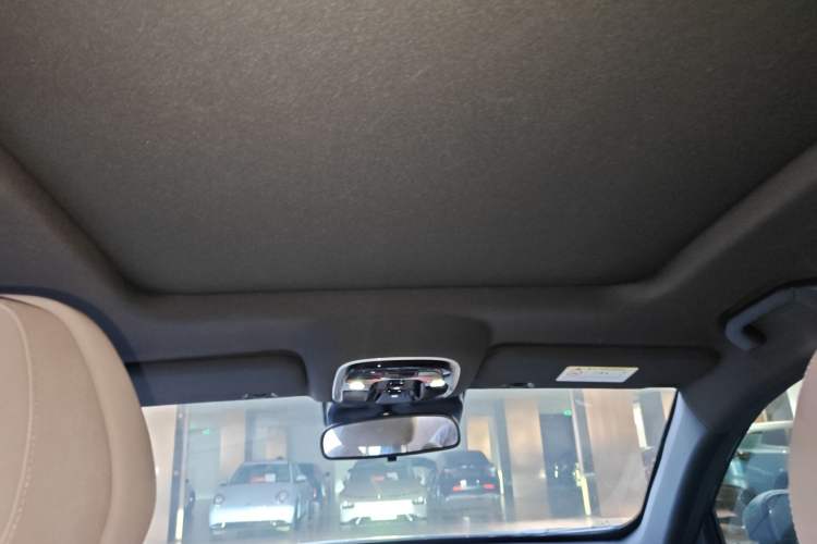 Used Chery Tiggo 8 PLUS C-DM 2025 1.5T 116 km Prestige Version 5 Seats Headliner