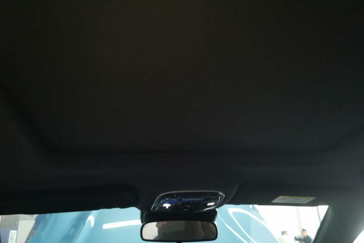 Used Chery Tiggo 8 PLUS C-DM 2025 1.5T 116 km Prestige Version 5 Seats Headliner