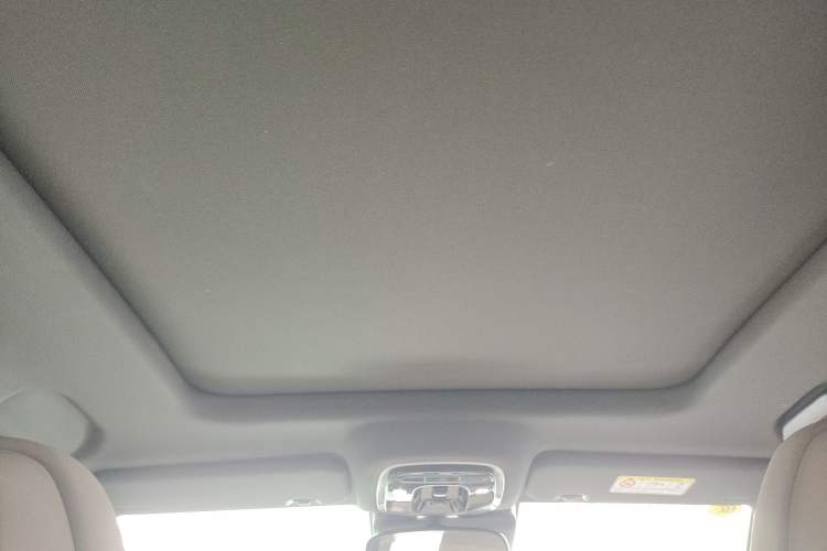 Used Chery Tiggo 8 PLUS C-DM 2025 1.5T 116 km Prestige Version 5 Seats Headliner