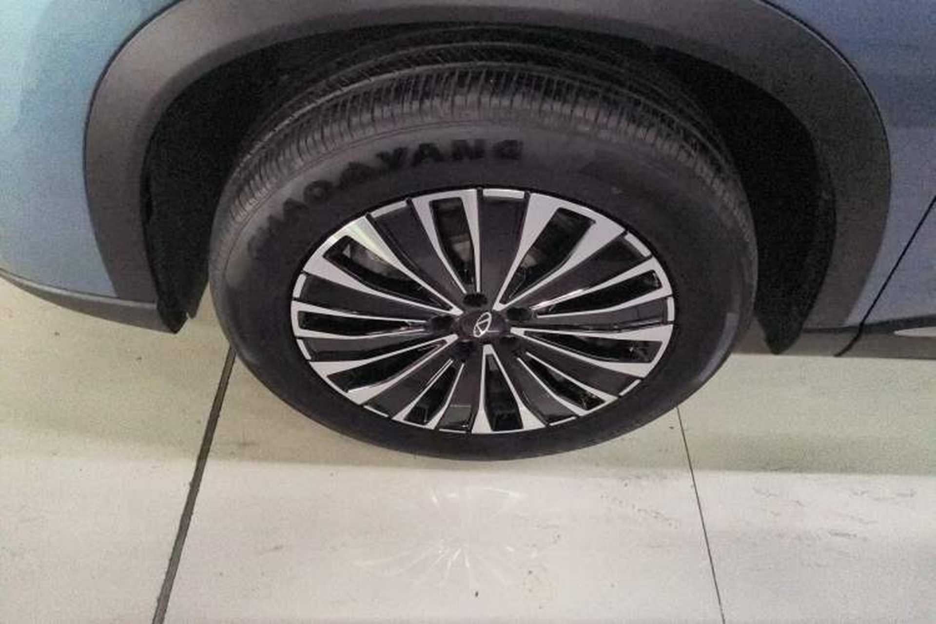 Used Chery Tiggo 8 PLUS C-DM 2025 1.5T 116 km Prestige Version 5 Seats Left Front Wheel Hub