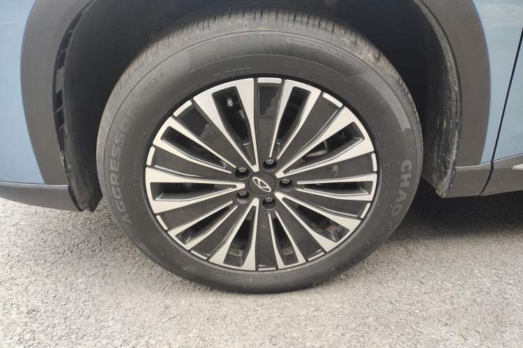 Used Chery Tiggo 8 PLUS C-DM 2025 1.5T 116 km Prestige Version 5 Seats Left Front Wheel Hub