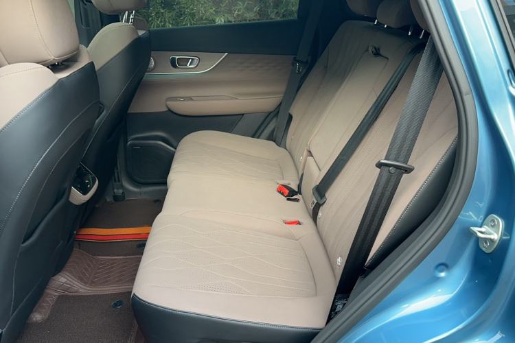 Used Chery Tiggo 8 PLUS C-DM 2025 1.5T 116 km Prestige Version 5 Seats Left Rear Seat
