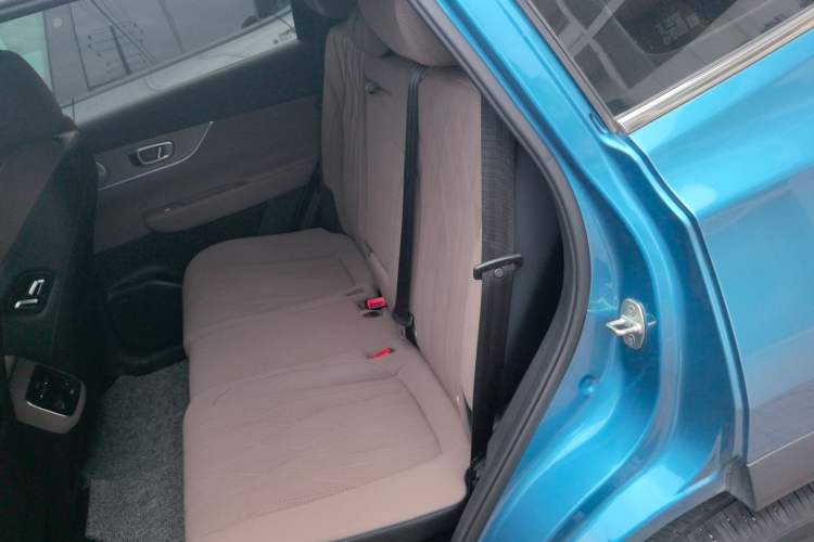 Used Chery Tiggo 8 PLUS C-DM 2025 1.5T 116 km Prestige Version 5 Seats Left Rear Seat