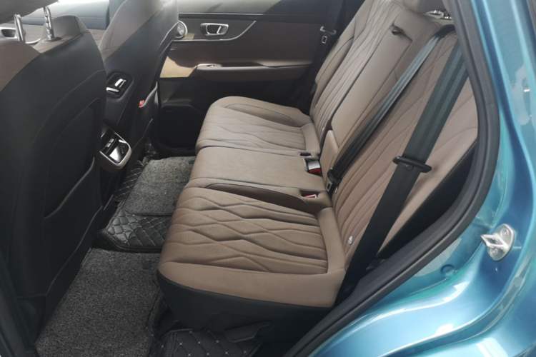Used Chery Tiggo 8 PLUS C-DM 2025 1.5T 116 km Prestige Version 5 Seats Left Rear Seat