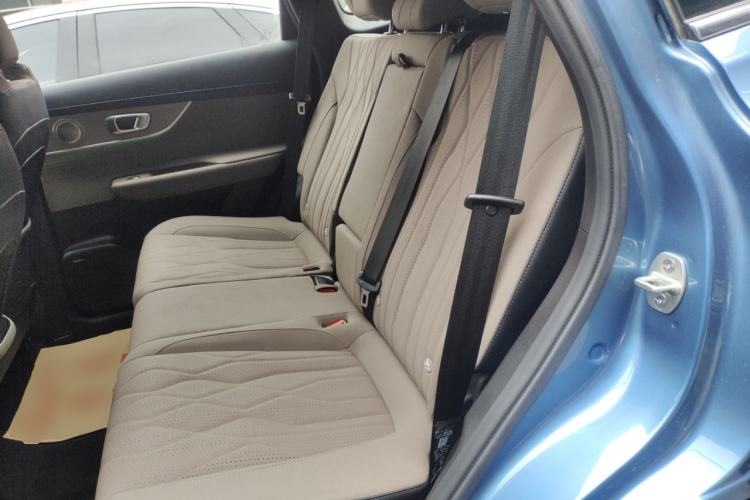 Used Chery Tiggo 8 PLUS C-DM 2025 1.5T 116 km Prestige Version 5 Seats Left Rear Seat