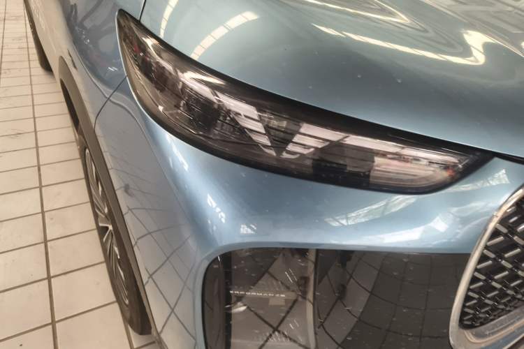 Used Chery Tiggo 8 PLUS C-DM 2025 1.5T 116 km Prestige Version 5 Seats Right Front Headlight