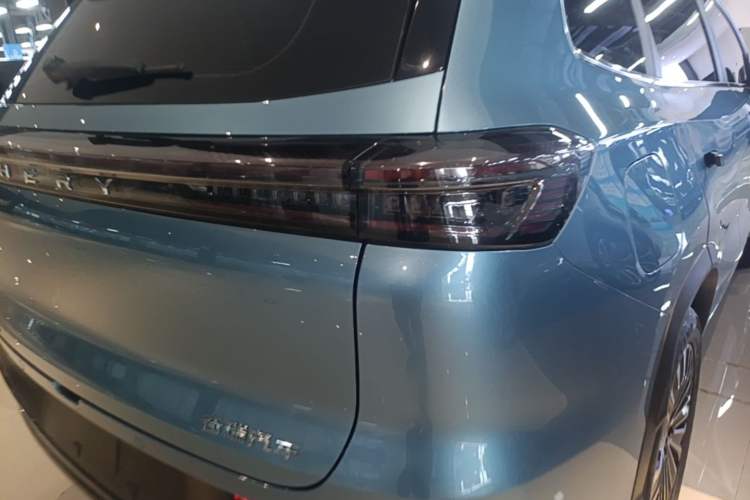 Used Chery Tiggo 8 PLUS C-DM 2025 1.5T 116 km Prestige Version 5 Seats Right Rear Taillight