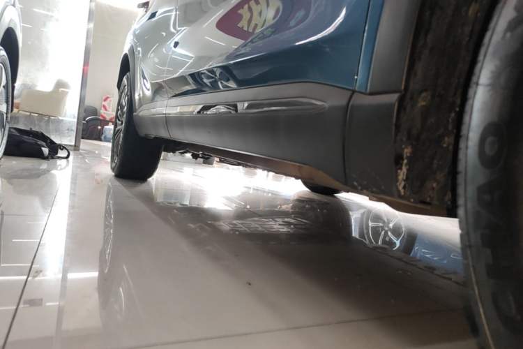 Used Chery Tiggo 8 PLUS C-DM 2025 1.5T 116 km Prestige Version 5 Seats Right Side Sill