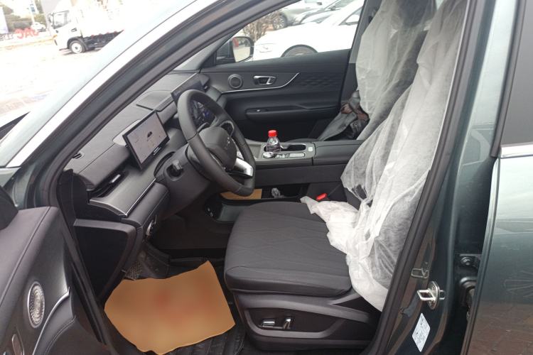 Used Chery Tiggo 8 PLUS C-DM 2025 1.5T 116 km Comfort Version 5 Seats Left Front Seat