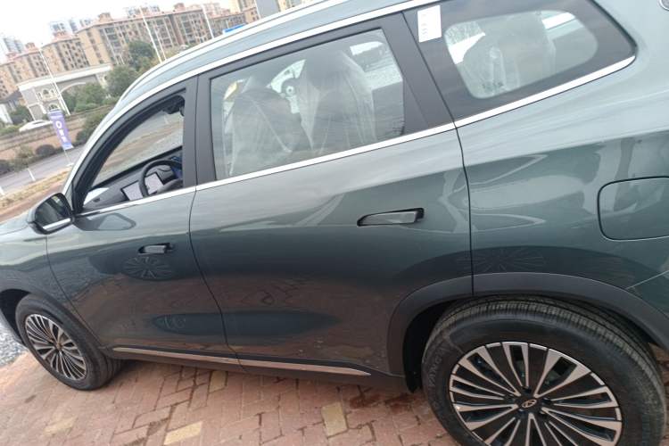 Used Chery Tiggo 8 PLUS C-DM 2025 1.5T 116 km Comfort Version 5 Seats Left Side