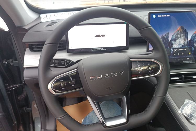 Used Chery Tiggo 8 PLUS C-DM 2025 1.5T 116 km Comfort Version 5 Seats Steering Wheel