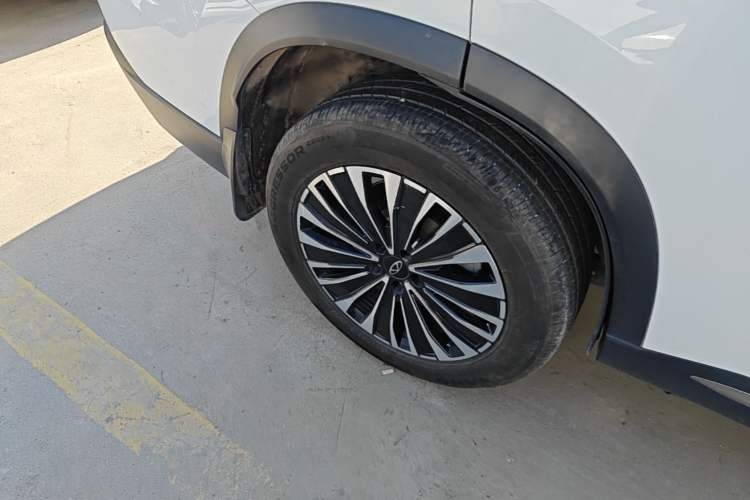 Used Chery Tiggo 8 PLUS C-DM 2025 1.5T 116 km Prestige 7-Seater Right Rear Wheel Hub