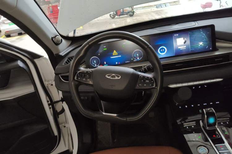 Used Chery Tiggo 8 PLUS Kunpeng e+ 2022 PHEV 1.5T Comfort e+ Steering Wheel
