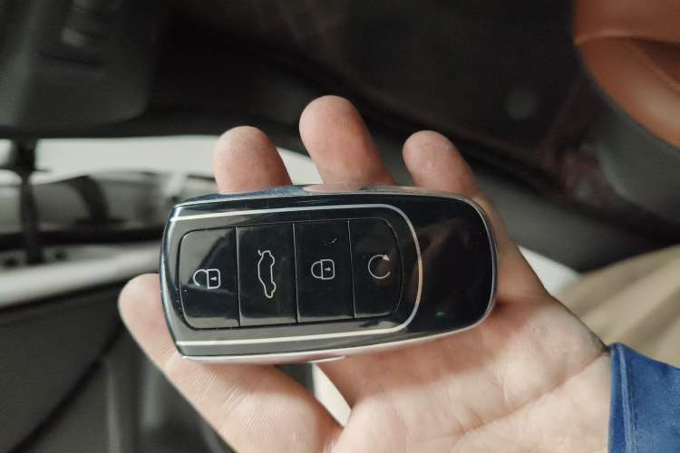 Used Chery Tiggo 8 PLUS Kunpeng e+ 2022 PHEV 1.5T Comfort e+ Vehicle Key