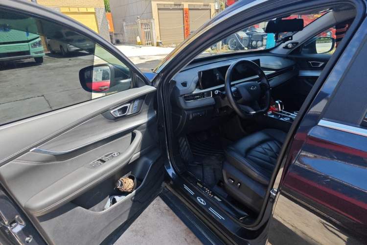 Used Chery Tiggo 8 PLUS Kunpeng e+ 2022 PHEV 1.5T WindStyle e+ Driver Seat