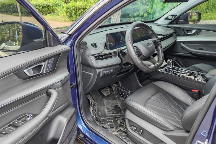 Used Chery Tiggo 8 PLUS Kunpeng e+ 2022 PHEV 1.5T WindStyle e+ Interior 2