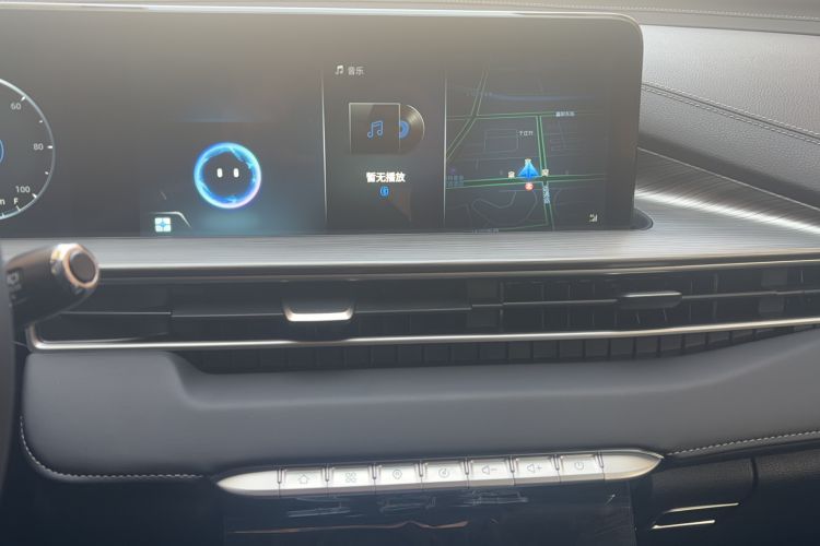 Used Chery Tiggo 8 PLUS Kunpeng e+ 2022 PHEV 1.5T WindStyle e+ Audio And AC Panel