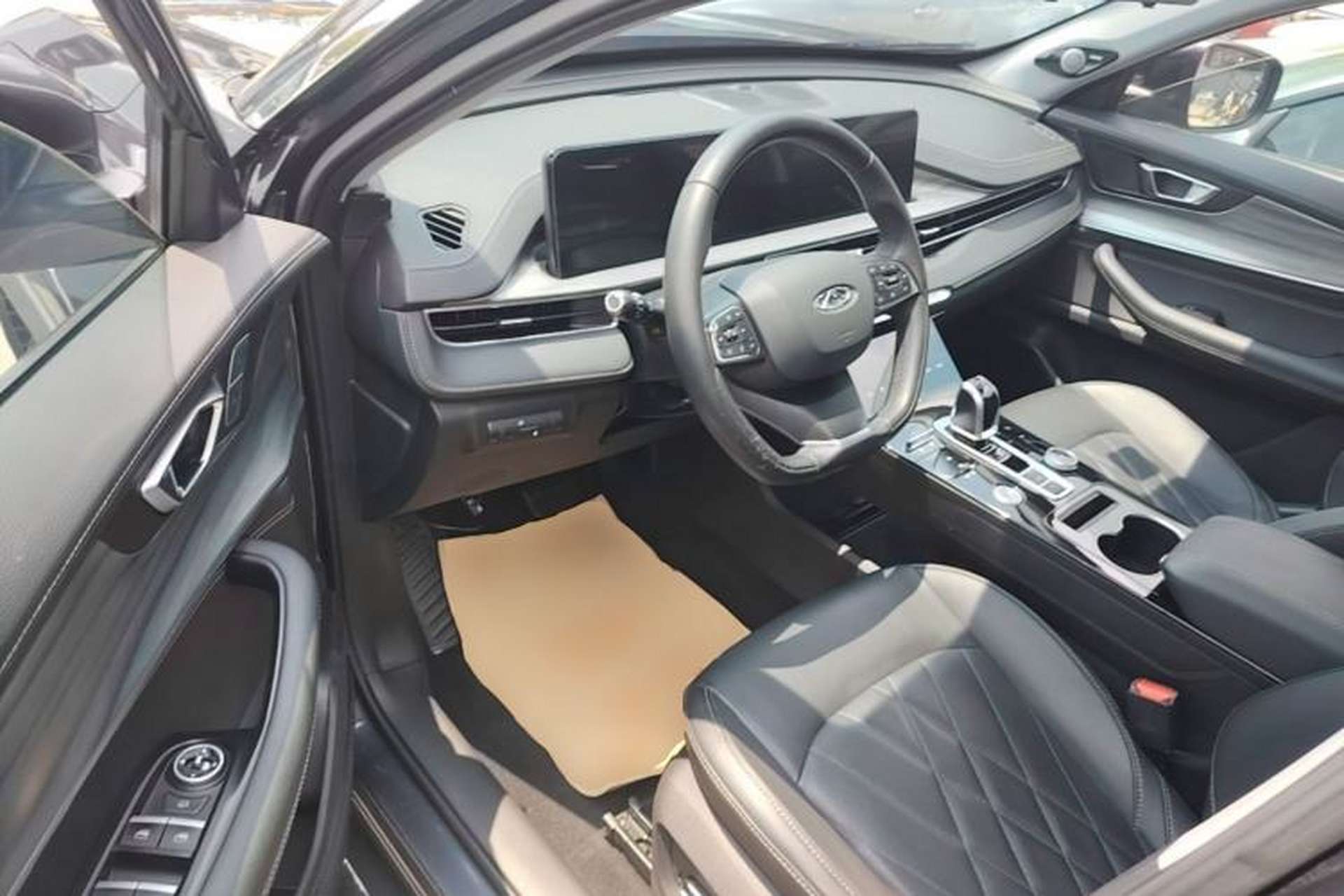 Used Chery Tiggo 8 PLUS Kunpeng e+ 2022 PHEV 1.5T WindStyle e+ Driver Seat