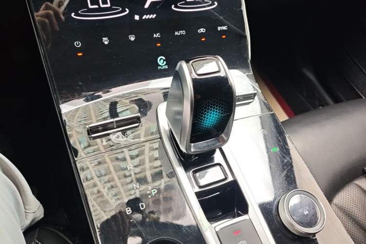 Used Chery Tiggo 8 PLUS Kunpeng e+ 2022 PHEV 1.5T WindStyle e+ Gear Lever