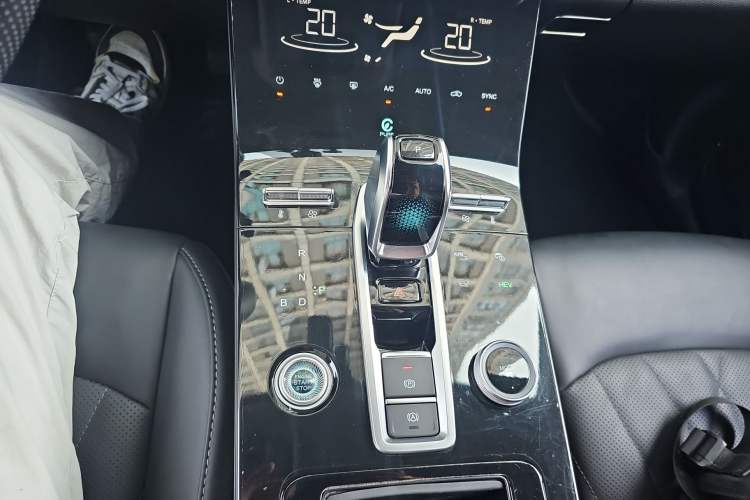 Used Chery Tiggo 8 PLUS Kunpeng e+ 2022 PHEV 1.5T Comfort e+ Gear Lever