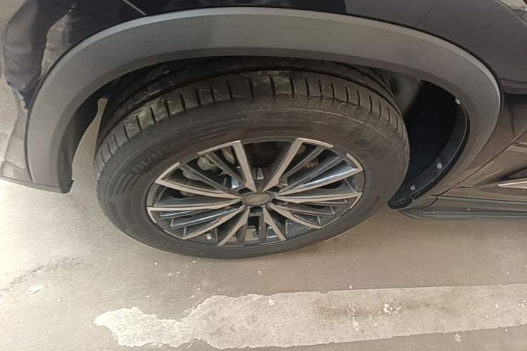 Used Chery Tiggo 8 PLUS Kunpeng e+ 2022 PHEV 1.5T WindStyle e+ Left Front Wheel Hub
