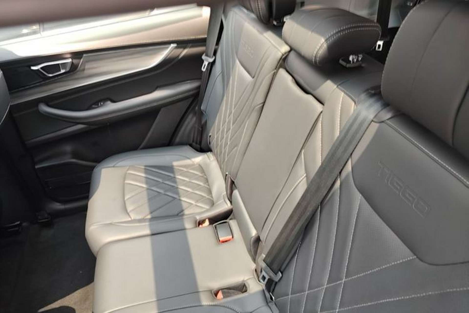 Used Chery Tiggo 8 PLUS Kunpeng e+ 2022 PHEV 1.5T WindStyle e+ Left Rear Seat