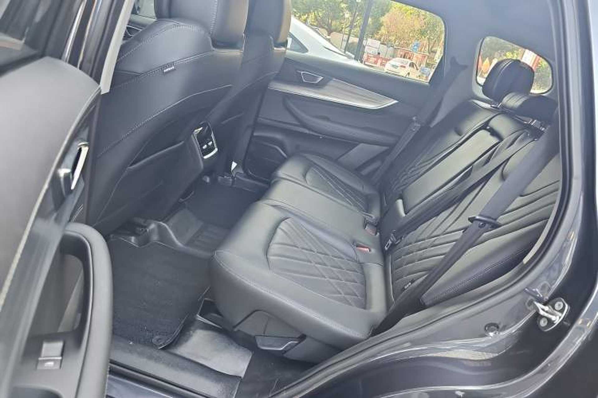 Used Chery Tiggo 8 PLUS Kunpeng e+ 2022 PHEV 1.5T Comfort e+ Left Rear Seat