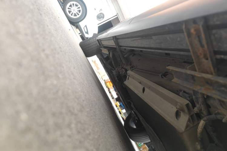 Used Chery Tiggo 8 PLUS Kunpeng e+ 2022 PHEV 1.5T WindStyle e+ Left Side Sill