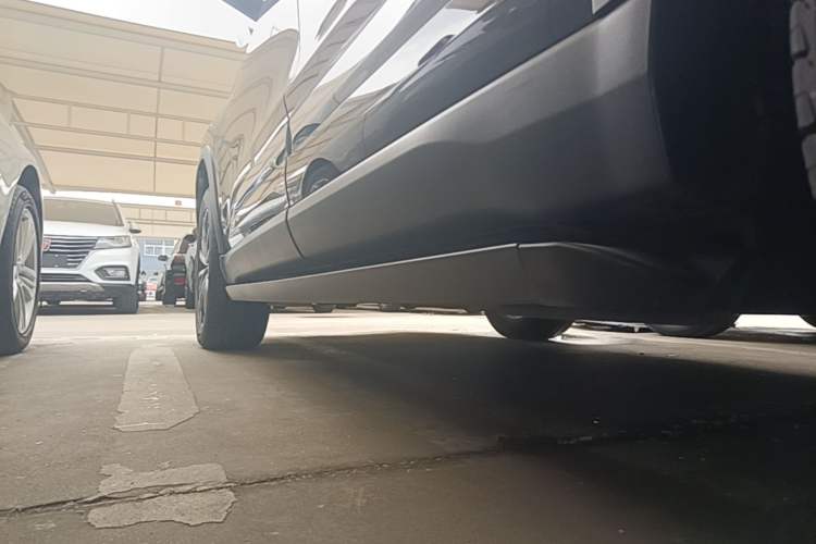 Used Chery Tiggo 8 PLUS Kunpeng e+ 2022 PHEV 1.5T WindStyle e+ Left Side Sill
