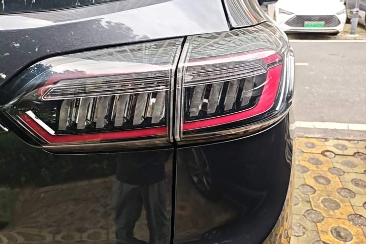 Used Chery Tiggo 8 PLUS Kunpeng e+ 2022 PHEV 1.5T WindStyle e+ Right Rear Taillight