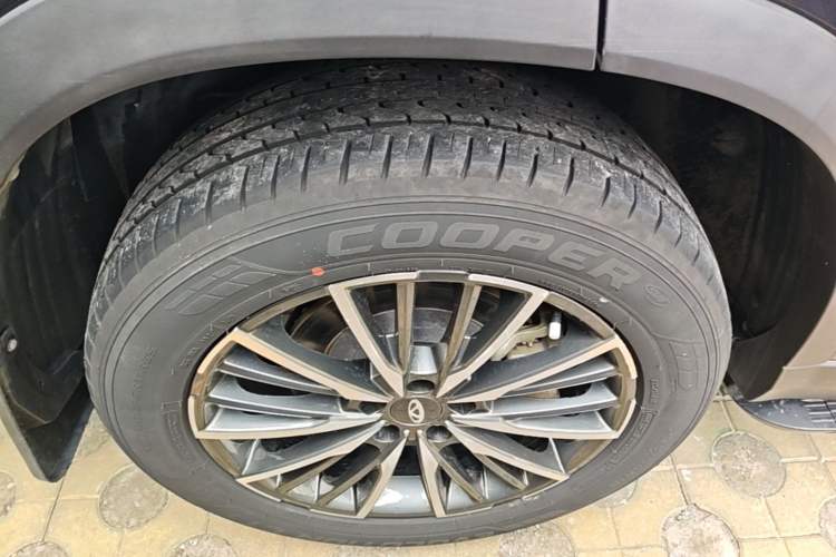Used Chery Tiggo 8 PLUS Kunpeng e+ 2022 PHEV 1.5T WindStyle e+ Right Rear Wheel Hub
