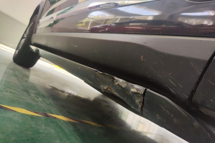 Used Chery Tiggo 8 PLUS Kunpeng e+ 2022 PHEV 1.5T WindStyle e+ Right Side Sill