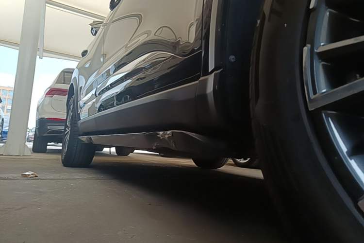 Used Chery Tiggo 8 PLUS Kunpeng e+ 2022 PHEV 1.5T WindStyle e+ Right Side Sill