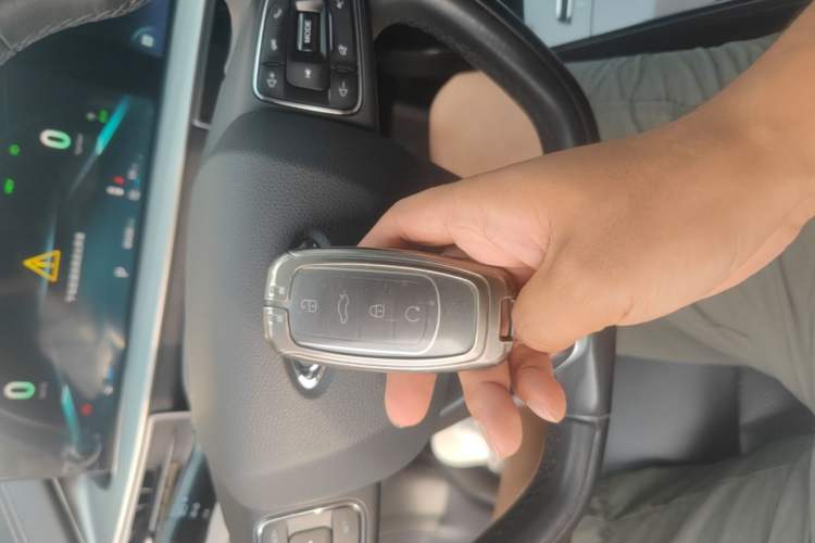 Used Chery Tiggo 8 PLUS Kunpeng e+ 2022 PHEV 1.5T WindStyle e+ Vehicle Key