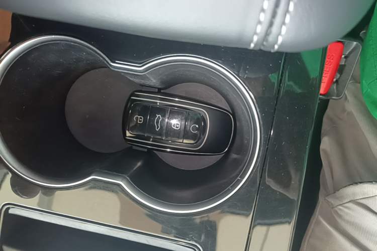 Used Chery Tiggo 8 PLUS Kunpeng e+ 2022 PHEV 1.5T WindStyle e+ Vehicle Key